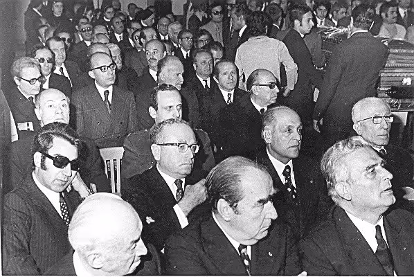 في مأتم أنطون قازان – 1973